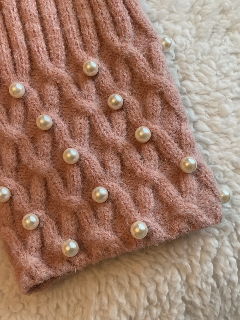 Sweaters - Picture 3 of 6